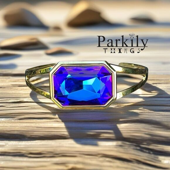 Handcrafted bracelet with large Austrian crystal - Picture 1 of 4